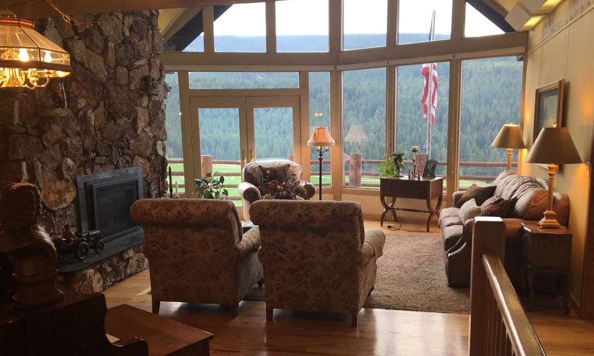 Alta House | Mountain Side Retreat with Beautiful Views!