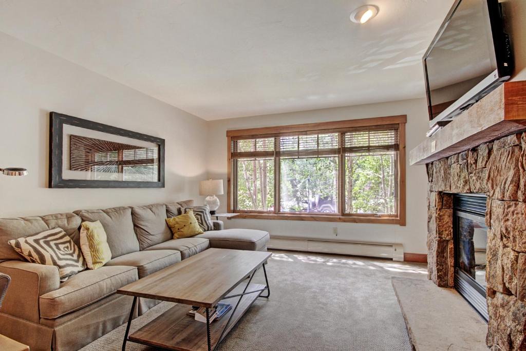 Breckenridge Apartment | Mountain Thunder M1104
