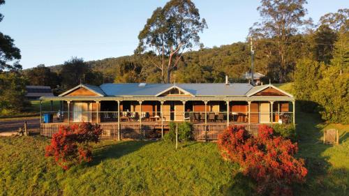 Bandon Grove House | mountain view