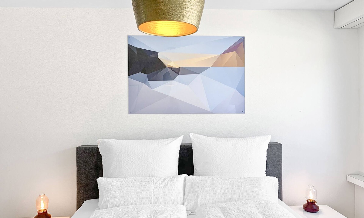 Zug Apartment | Mountain View Business Apartment, Fiber, Netflix