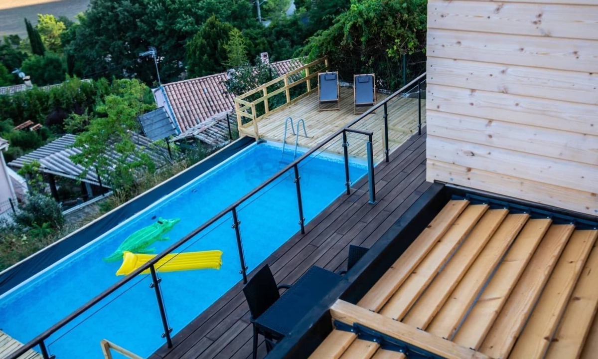 Marcoux House | Mountain-view eco-friendly cottage