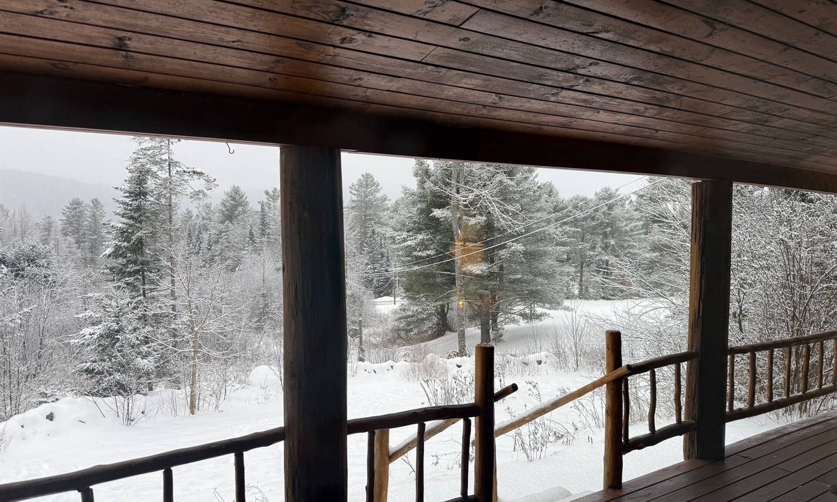 Dalton Cabin | Mountain View Log Cabin Retreat in the White Mountains