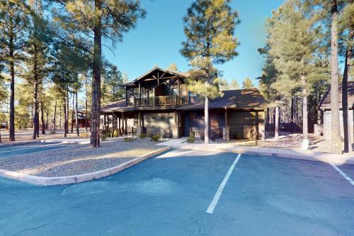 Torreon House | Mountain View Retreat