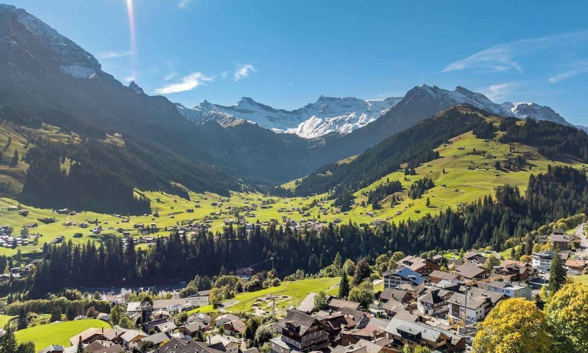 Adelboden Apartment | Mountain View Studio Adelboden|Gondola & Spa