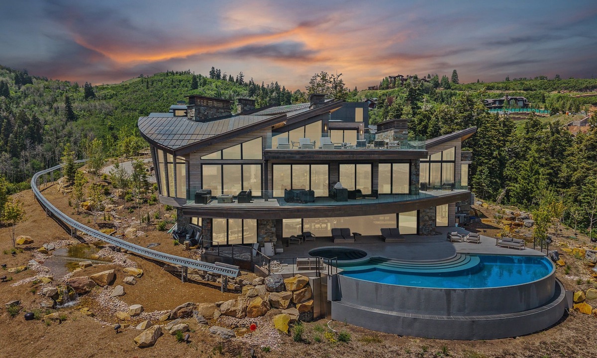 Deer Valley Ski Chalet | Mountainhead House, Ski Access Funicular, Pool, Hot Tub, Bowling Alley, Basketball Court