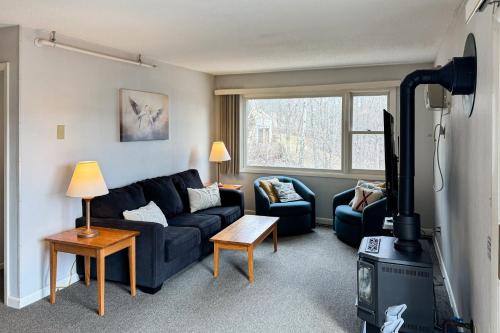 Stowe Area Apartment | Mountainside Resort F302