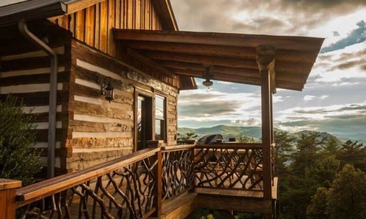 Ferguson Cabin | Mountaintop Log Cabin,HotTub,Pool Table