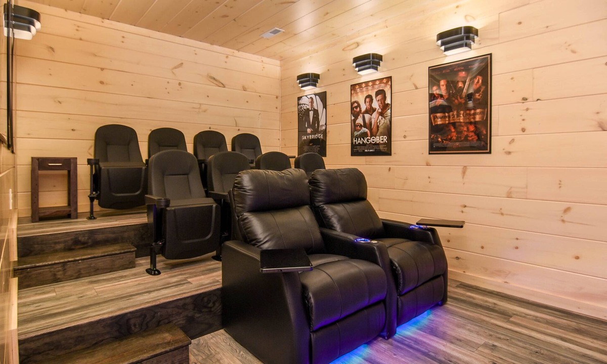 Cottage Gardens House | Movie room, game room, hot tub, AMAZING VIEWS at Mtn Air Lodge!