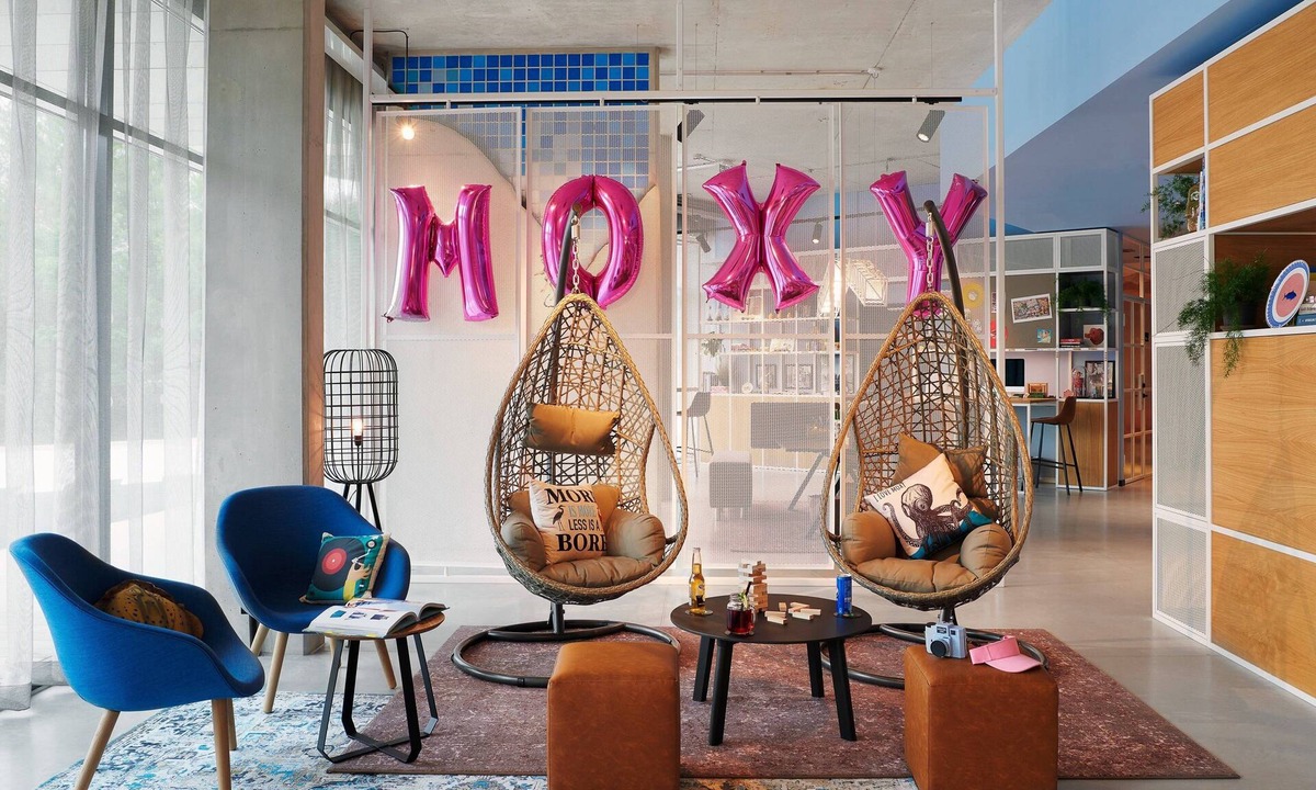 Biot Hotel | Moxy Antibes Sophia Antipolis