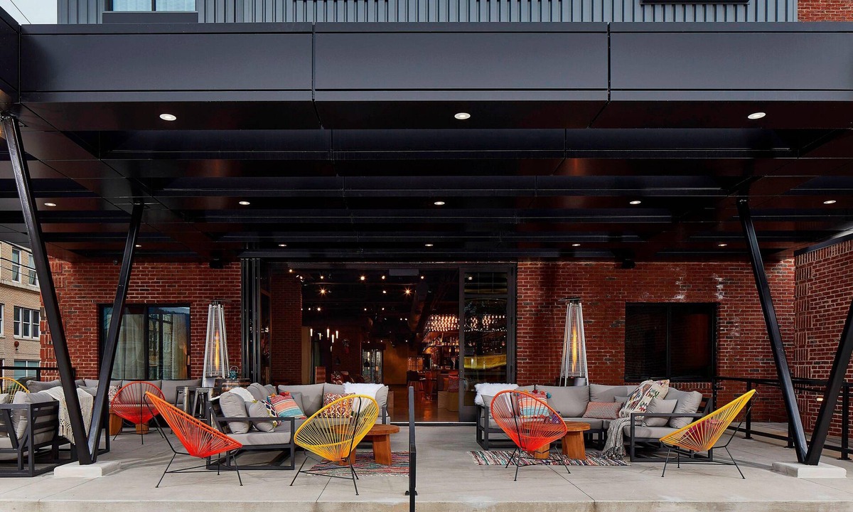Downtown Chattanooga Hotel | Moxy Chattanooga Downtown