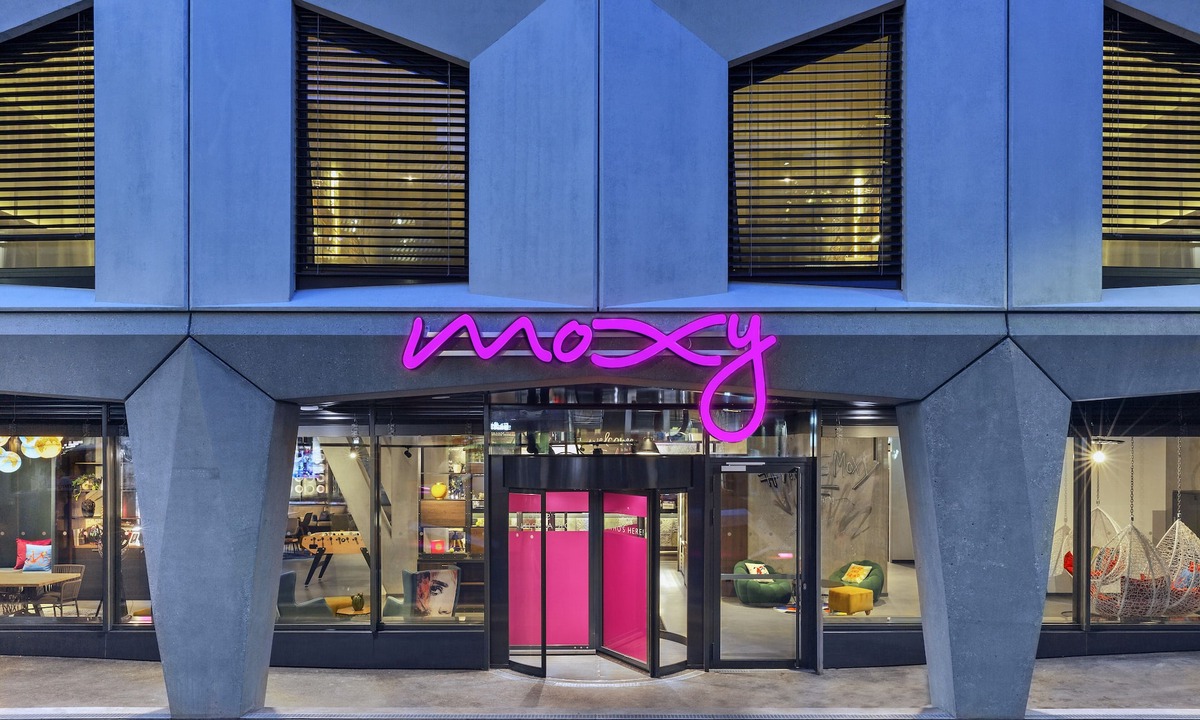 Lausanne Center Hotel | Moxy Lausanne City