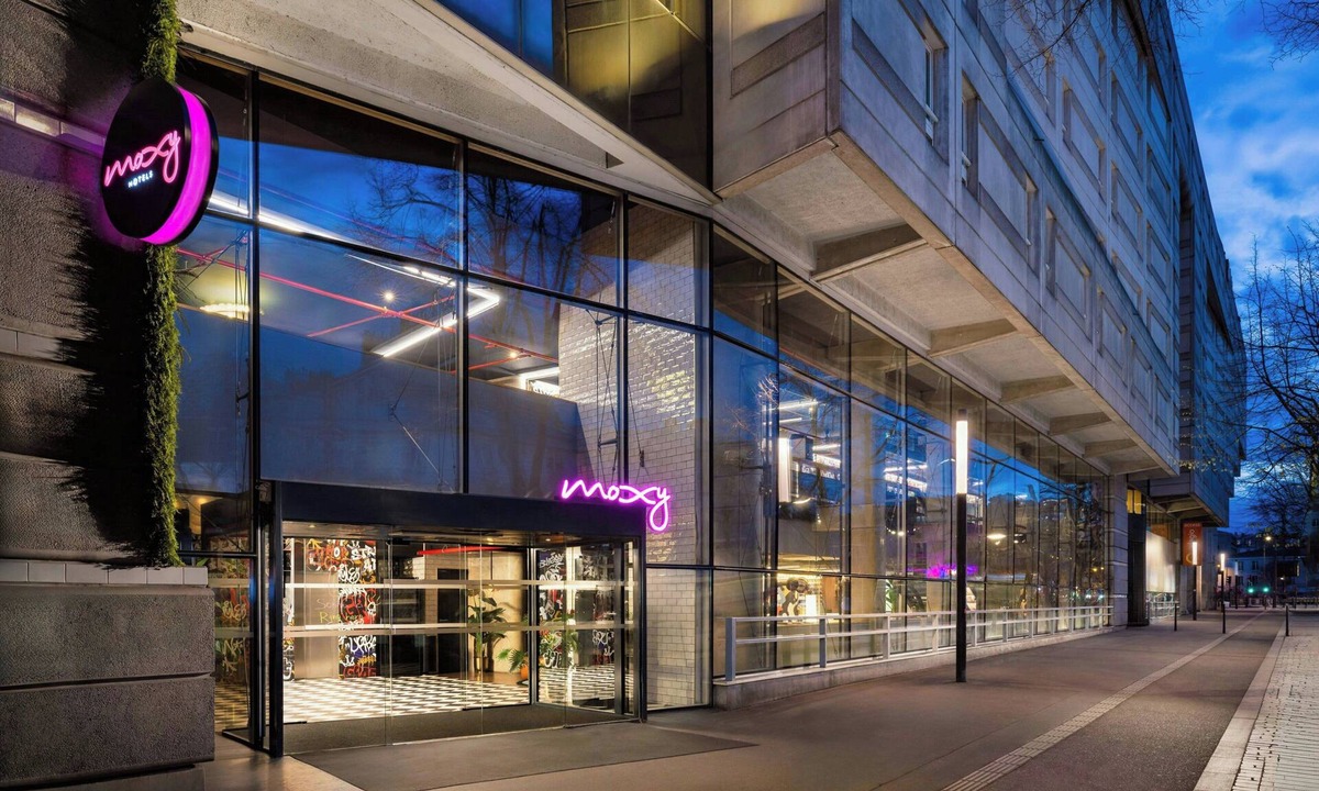 Quartier du Pont-de-Flandre Hotel | Moxy Paris La Villette