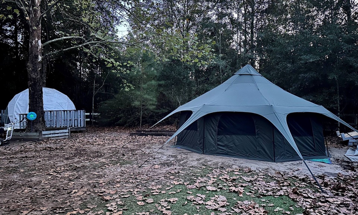Tallahassee RV Rental | Mr. Waffles tent glamping Farmstay