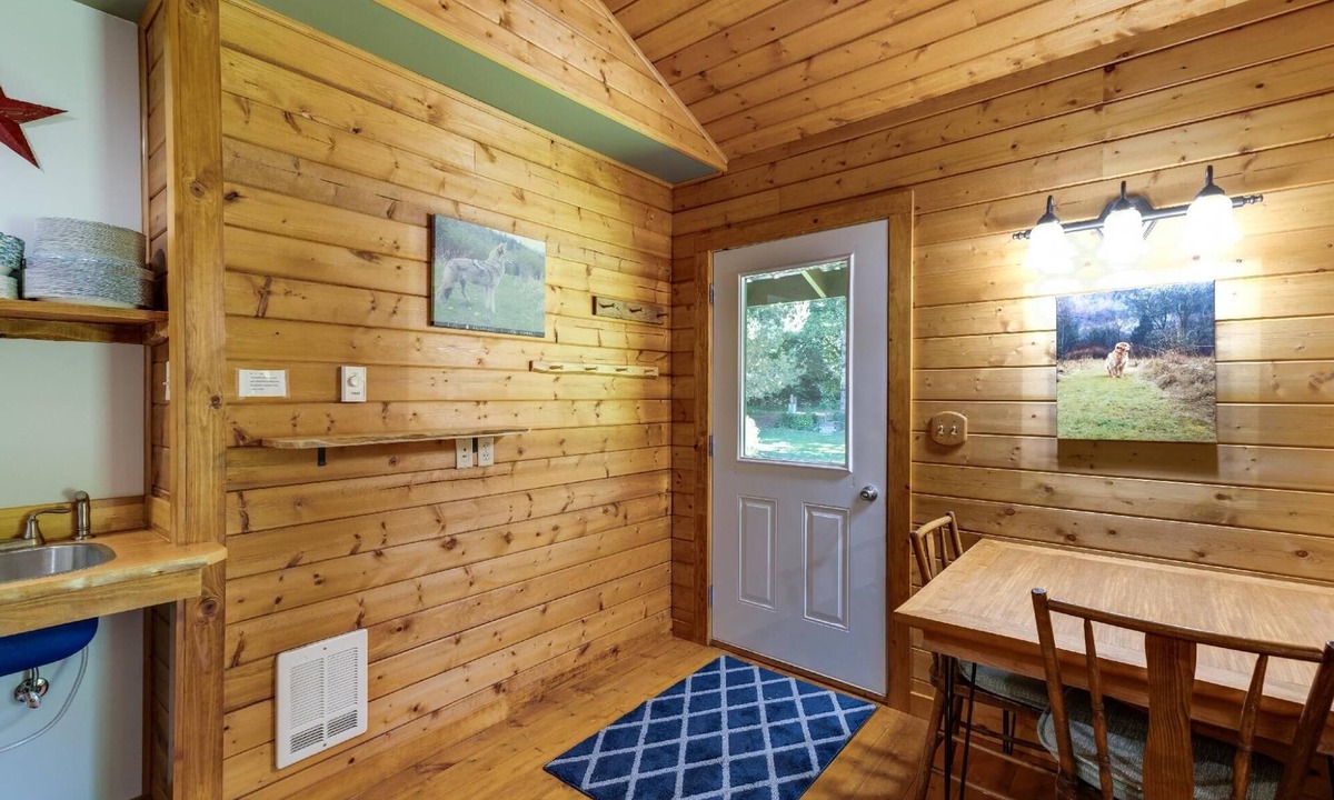 Maple Falls House | Mt. Baker Lodging Cabin 71 – SLEEPS 4!