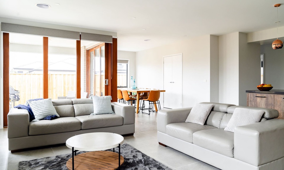 Mount Duneed House | Mt Duneed Retreat - Sleeps 10