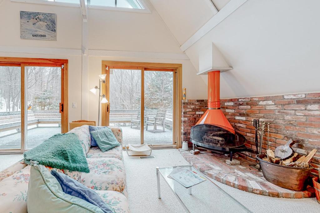 Waitsfield House | Mt Ellen Ski Chalet