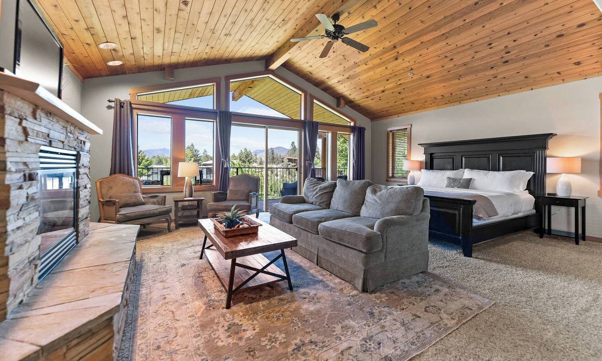 Winthrop Hotel | Mt Gardner Inn