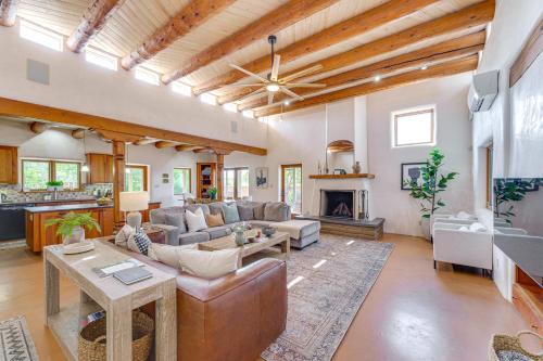 Taos House | Mtn-View Retreat w/Hot Tub in New Mexico!