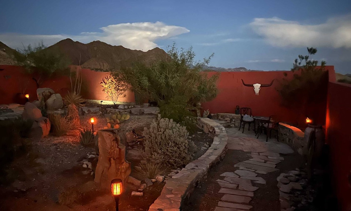 Study Butte-Terlingua House | Mucho Gusto PLUS Casita: 3br 3ba, 2.4 miles from BBNP