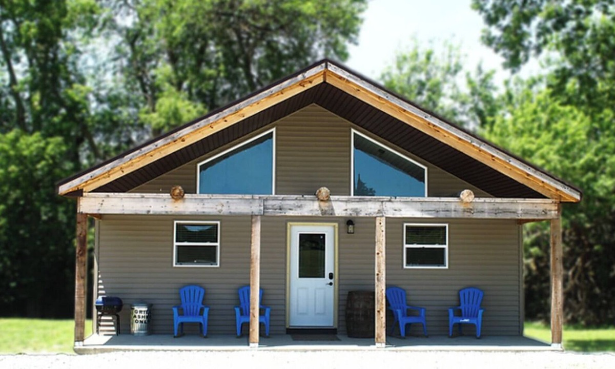 Attica Villa | MUDDY SIDE UP - 3 Bedroom, 2 Bath Villa w/Vaulted Ceiling