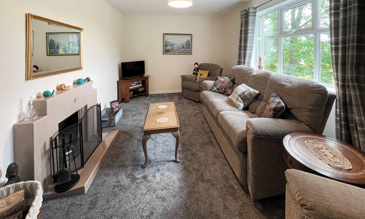 Alford Cottage | Muir Cottage - UK44788