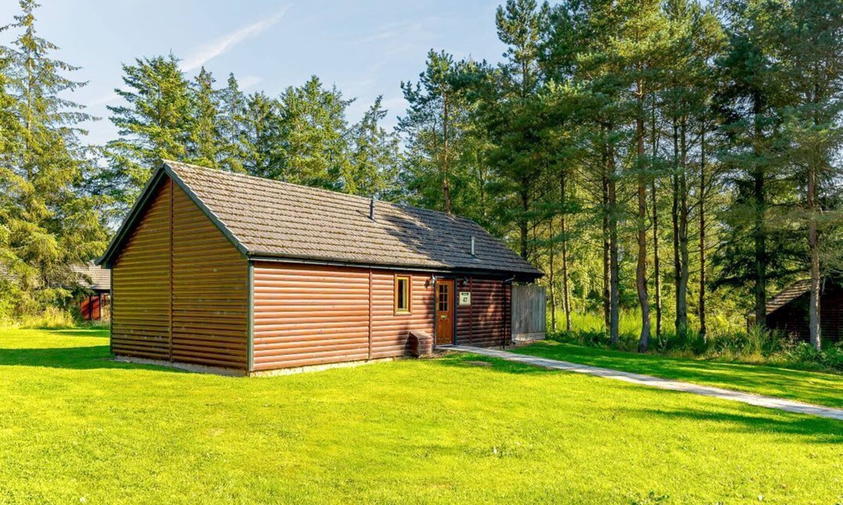 Glenisla Cabin | Muirloch Spa Plus (Pet), Dundee