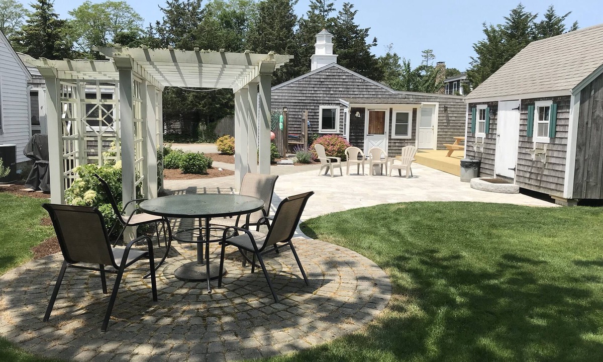 West Dennis House | Multi Family Antique