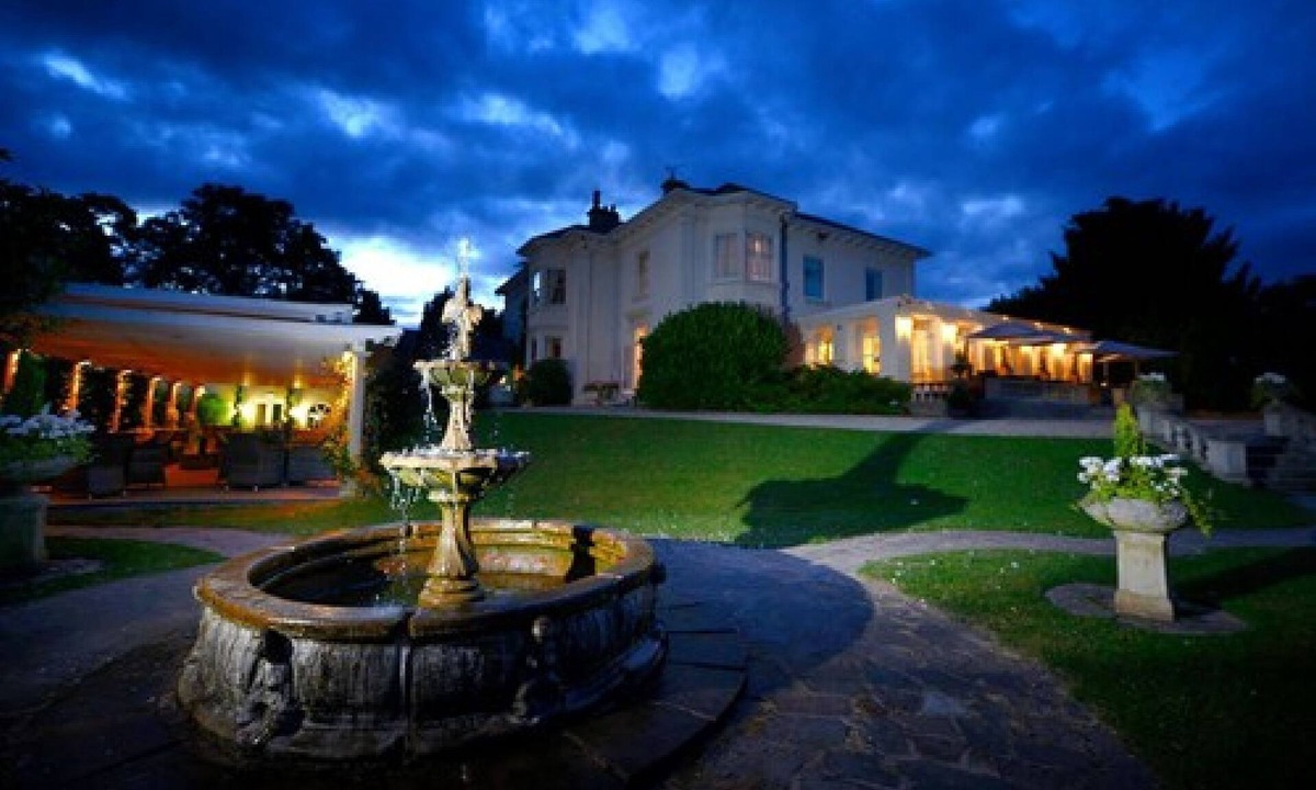 Hereford House | Munstone House Hotel