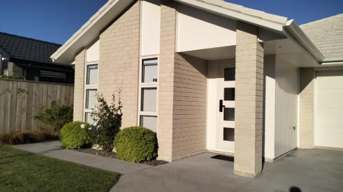 Katikati House | Mural