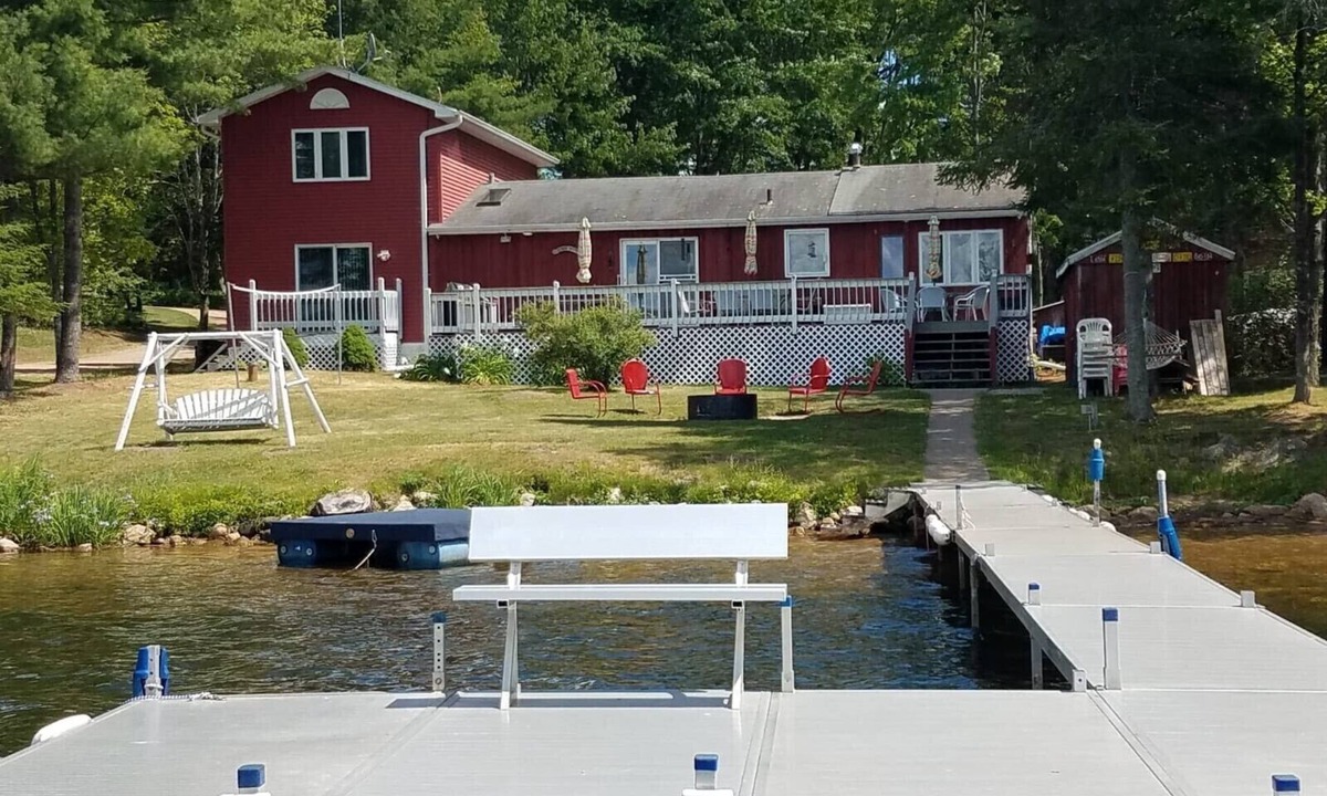 Legend Lake Cottage | Murphy Cottage