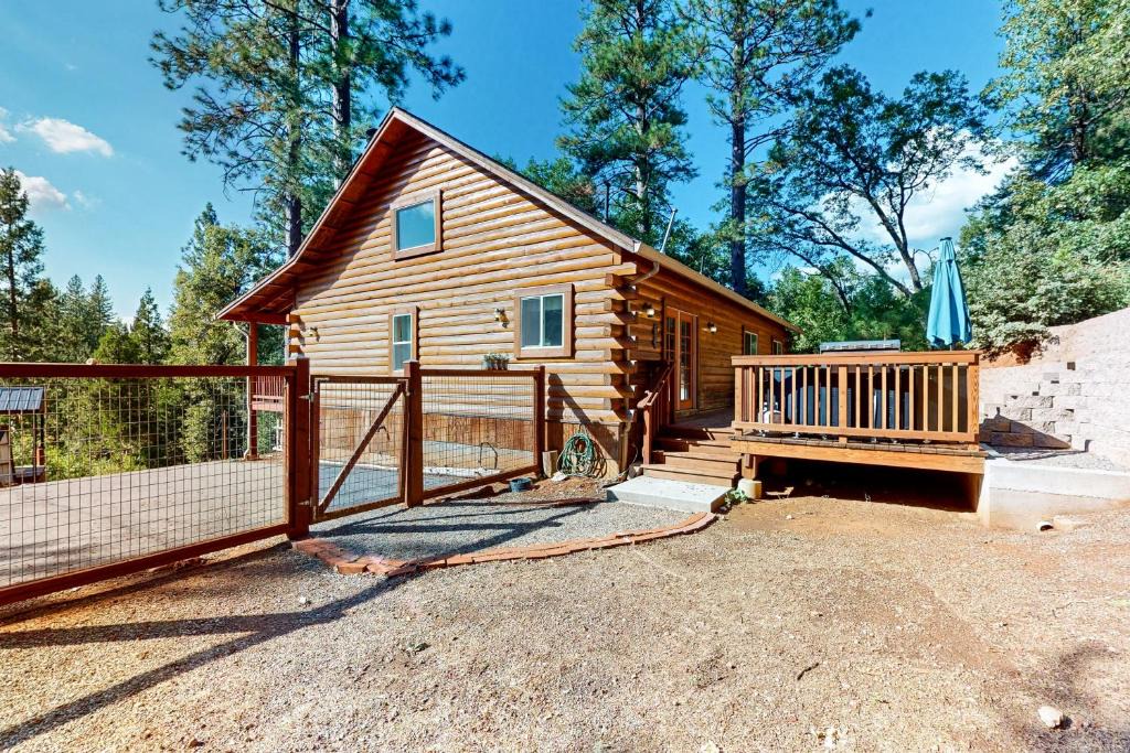 Forest Meadows House | Murphys Cozy Cabin