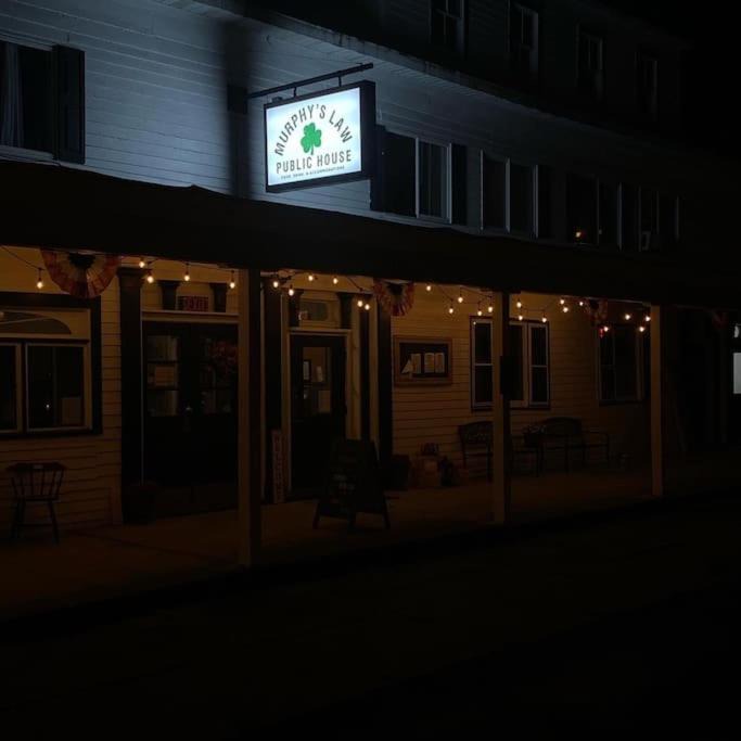 Catskill House | Murphys Law Inn 2