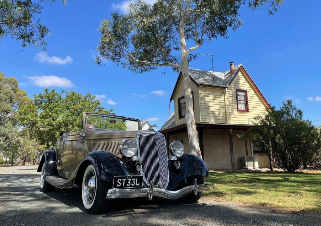 Echuca House | Murray River Spa Retreat