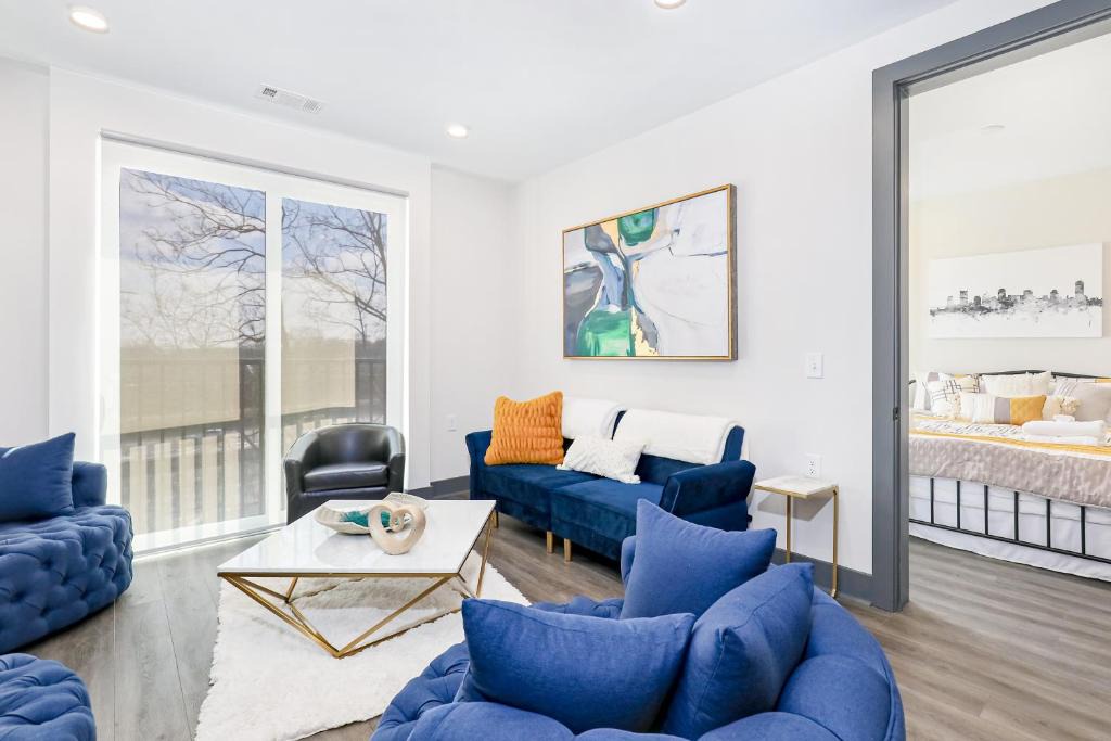 Rolling Mill Hill Apartment | Muse #212