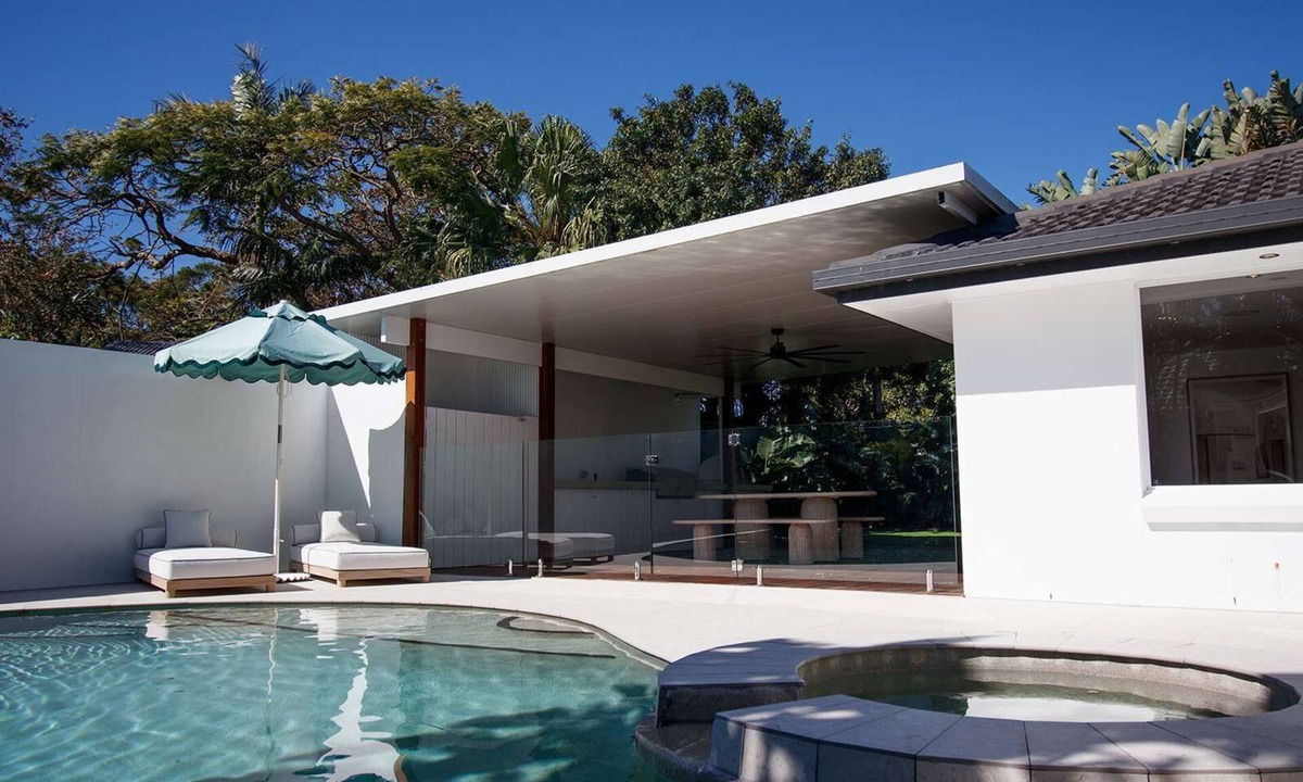 Burleigh Waters House | Muse by Khove