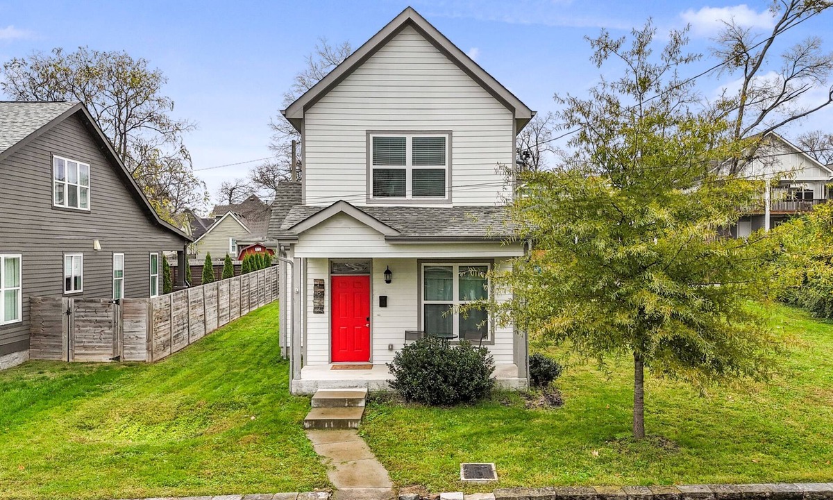 North Nashville House | Music City Modern Stay, Entire 3 bed/2 bath home to yourself!
