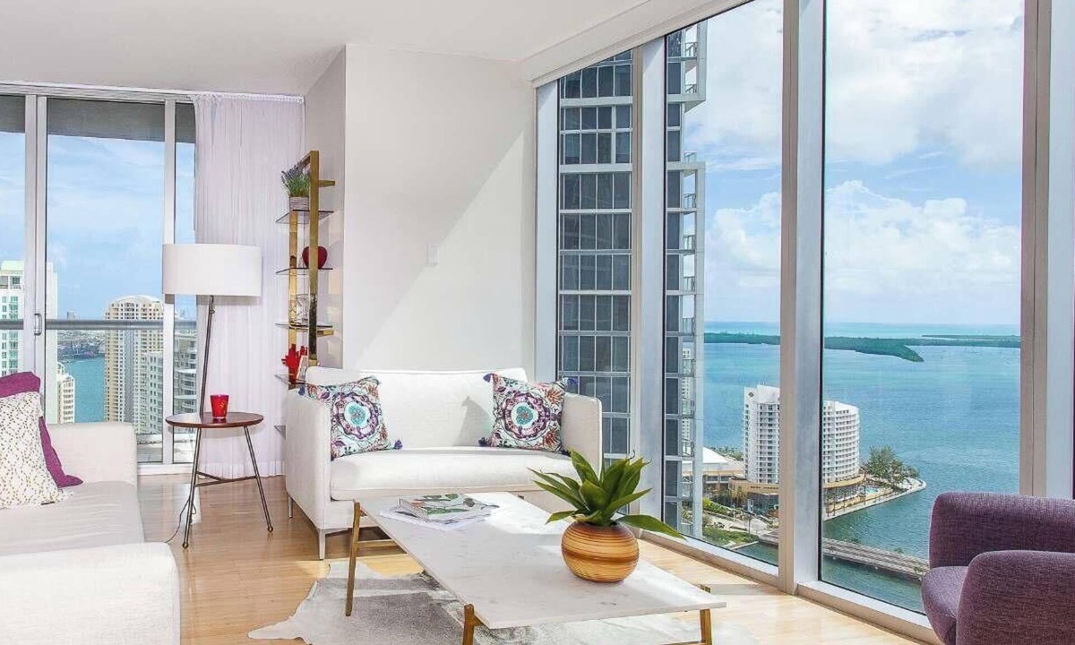 Downtown Miami Apartment | MVR - Bay & City Views from the 37th