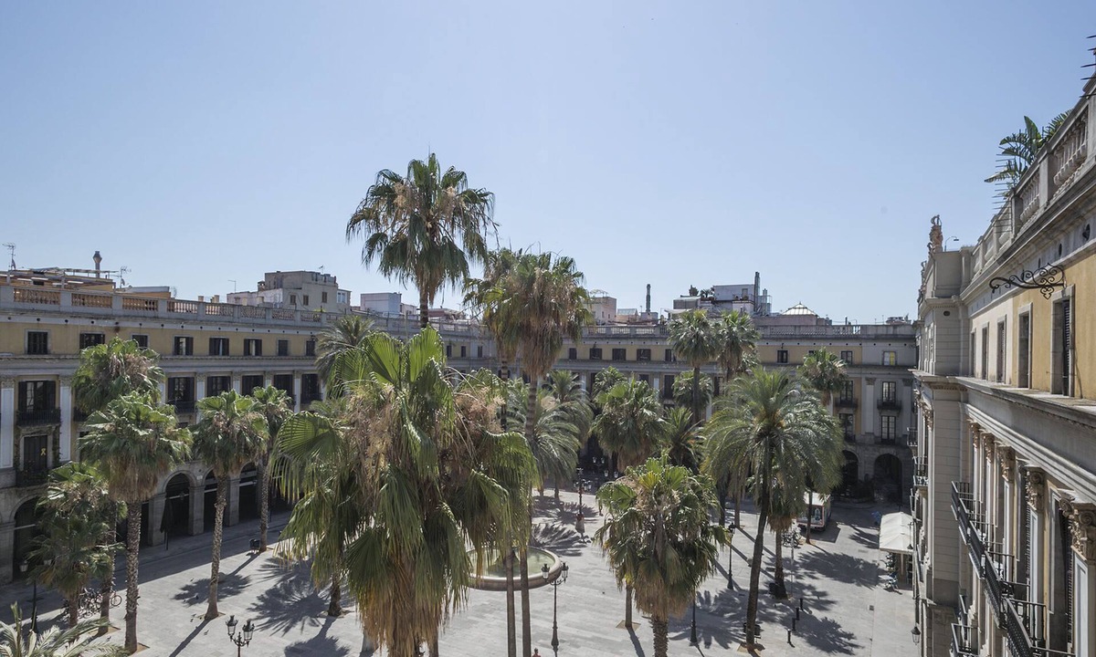 Gothic Quarter Apartment | My Address in Plaza Real