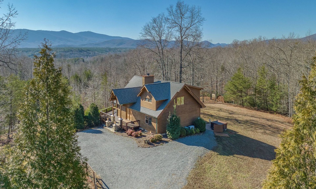 Mill Spring Cabin | My Happy Place Cabin