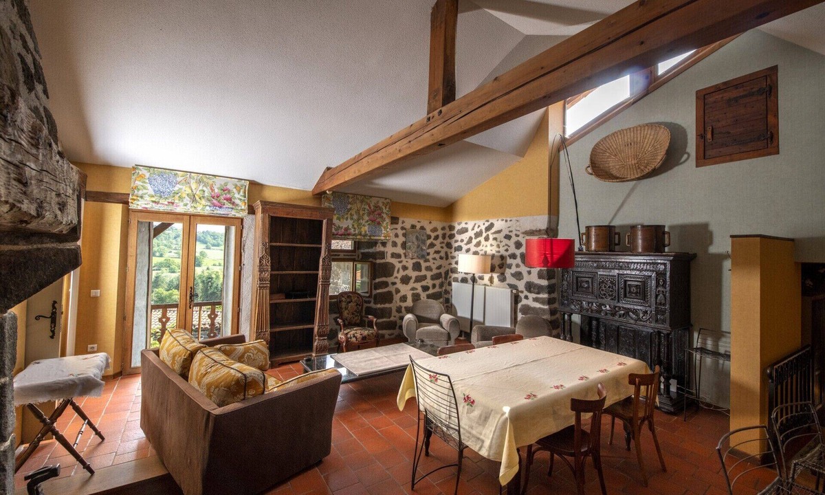 Polignac Apartment | my home in cheyrac