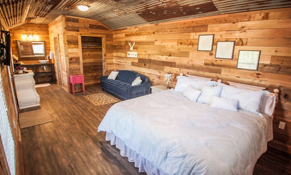 Driftwood Cabin | My Humble Abode - Cabins Onion Creek