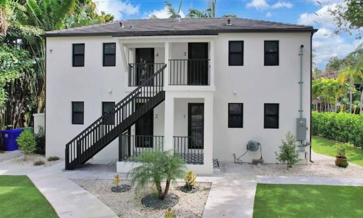 Northeast Miami Apartment | My Miami Getaway, Apt 2