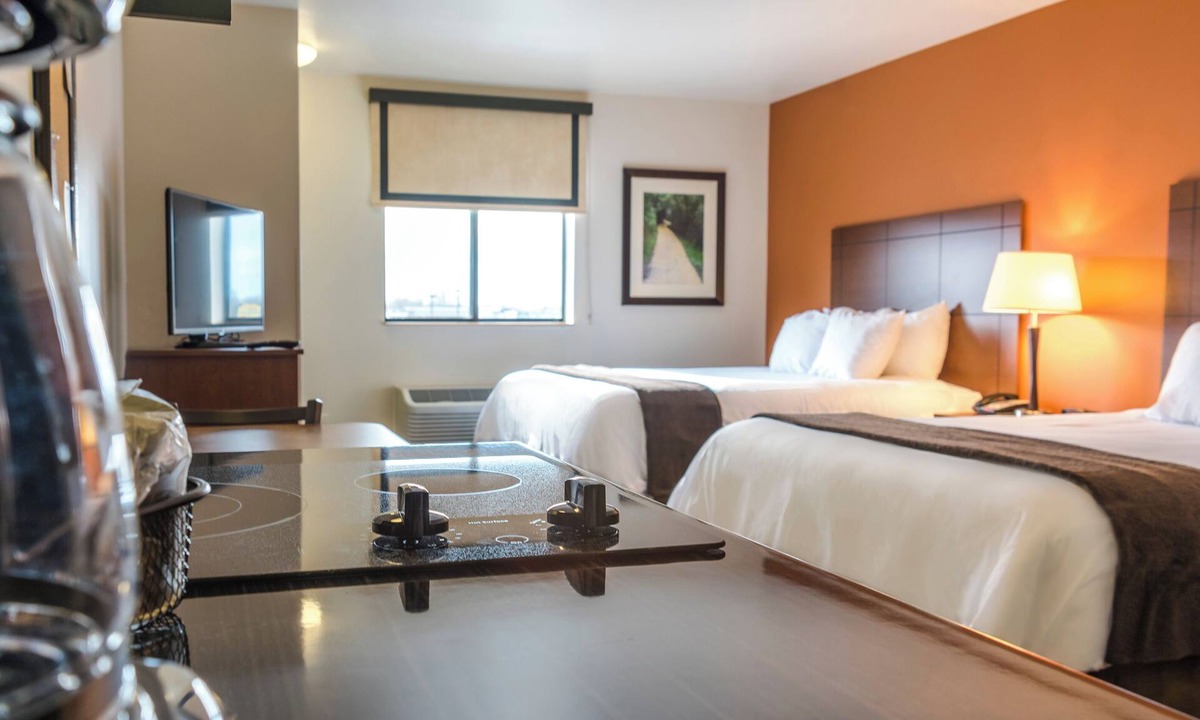 Kalispell Hotel | My Place Hotel - Kalispell MT