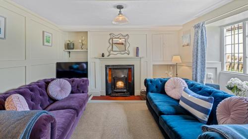 Longhope House | Myrtle Cottage