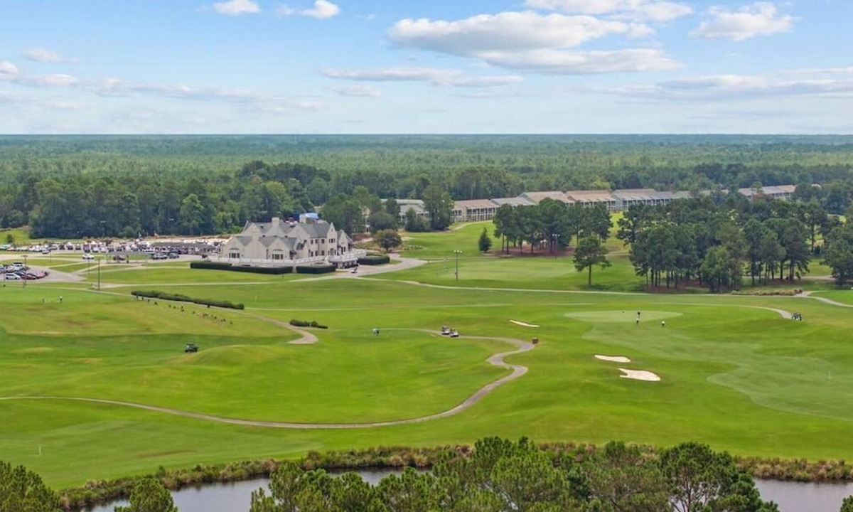 Red Hill Condo | Myrtle Golf Escape at Legends, Pet Friendly, Pool
