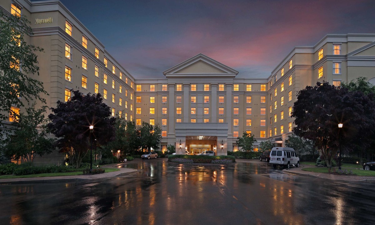 Groton Hotel | Mystic Marriott Hotel and Spa