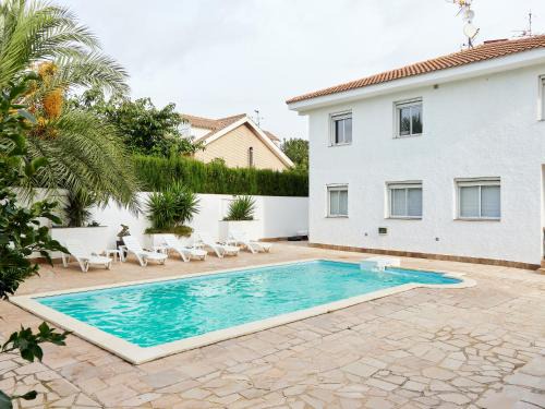 Les Tres Cales Villa | Naizan