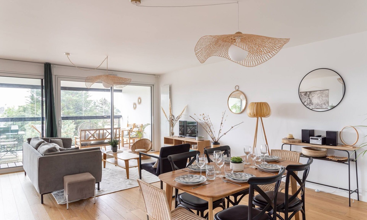 Fougeres - Sevigne Apartment | Namasté - Bel appt pour 5 avec terrasse, parking