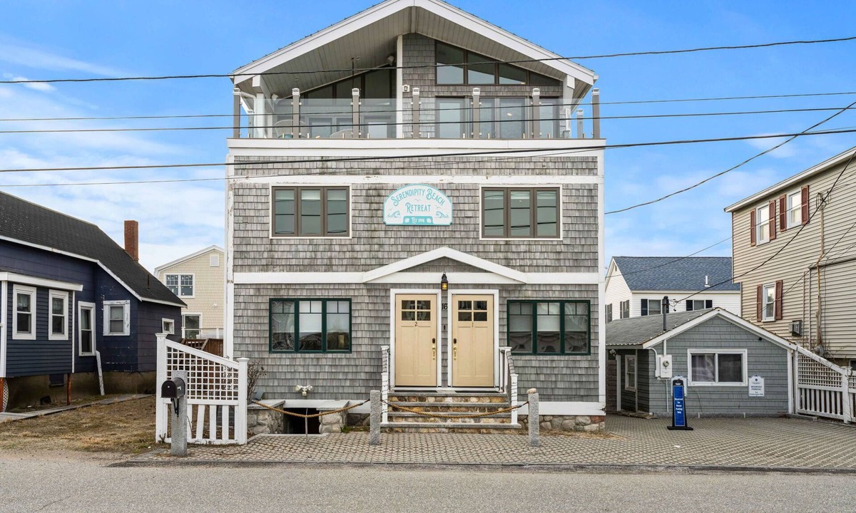 Salisbury Condo | Namaste at the Beach