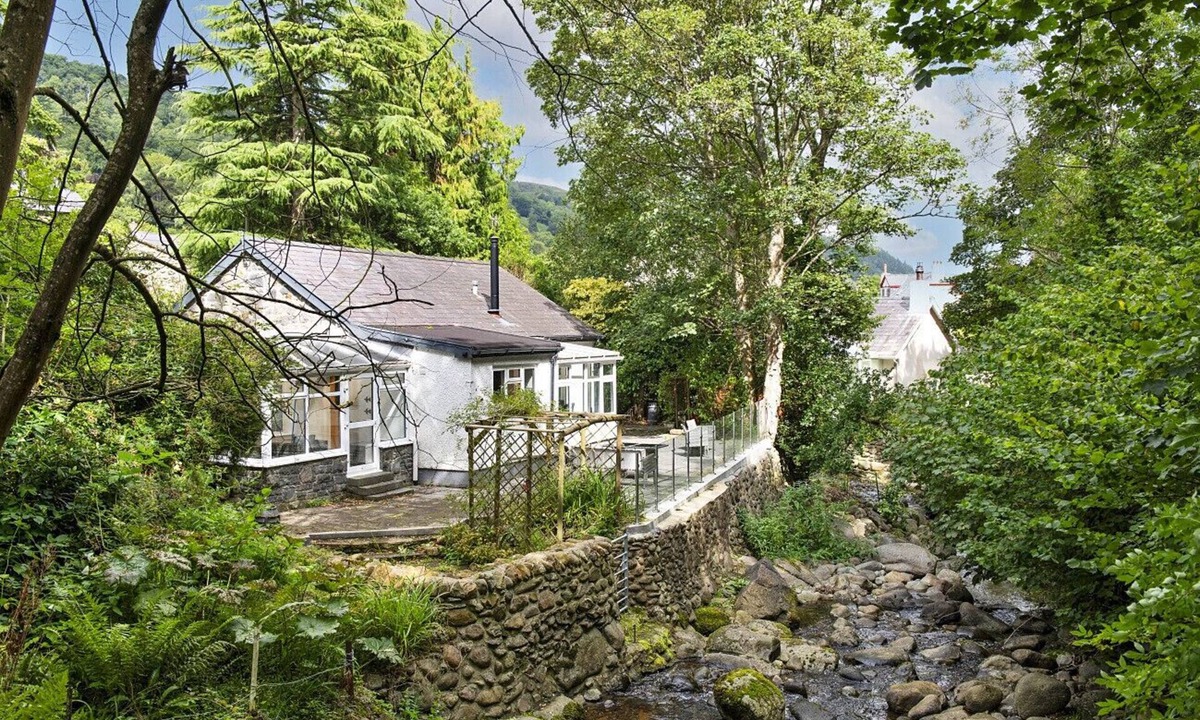 Rowen Ski Chalet | Nant Cottage